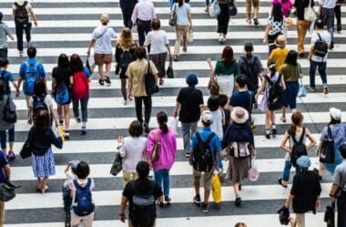 População do Brasil Atinge 203 Milhões em 2022