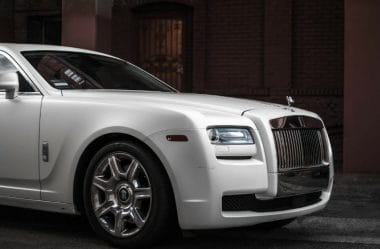 A Ascensão da Rolls-Royce: A Jornada Inspiradora de Henri Royce
