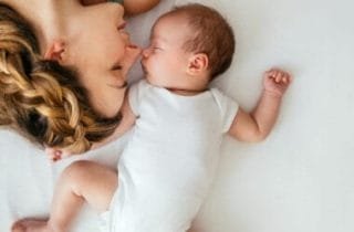 A Sobrecarga da Maternidade e a Queda na Taxa de Natalidade no Brasil